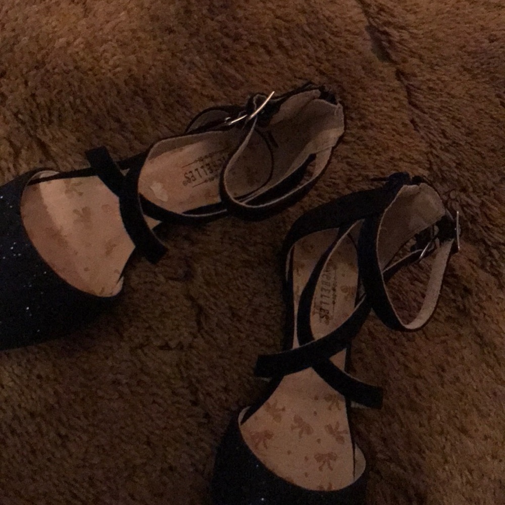 Girls dress shoes